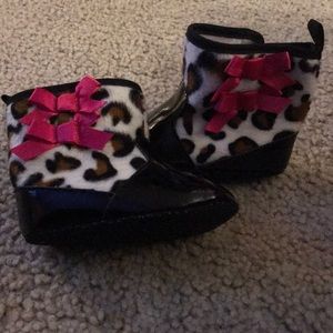 Animal print baby boots